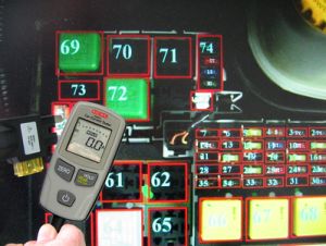 Sicherungstester 48V/80A  LCD Automotive für Flachsicherungen "Mini, ATO®, Maxi"